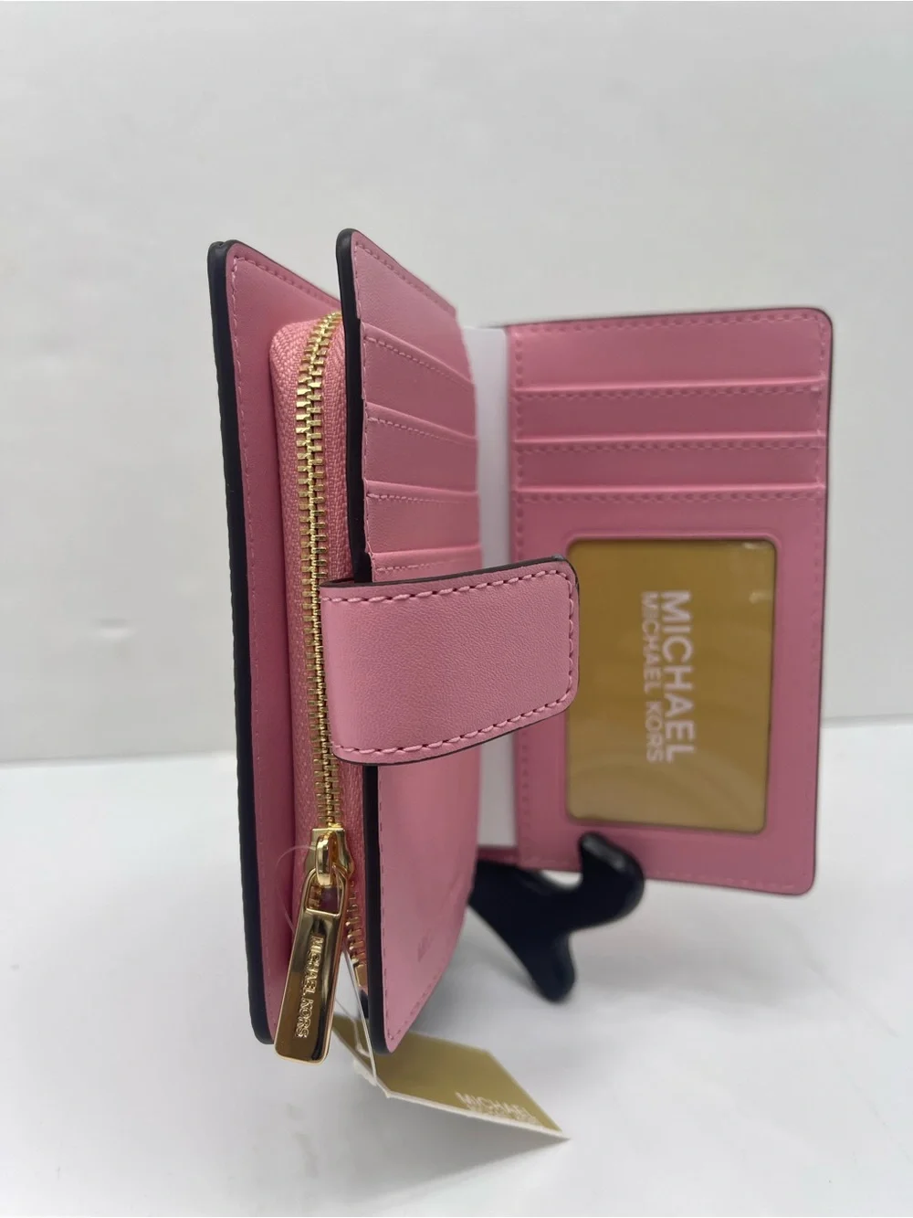 Michael KORS Jet Set Travel Md Zip CN Logo Debossed Bifold Wallet Carnation  NWT